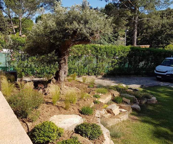 Entretien d'espaces verts Le Crès
